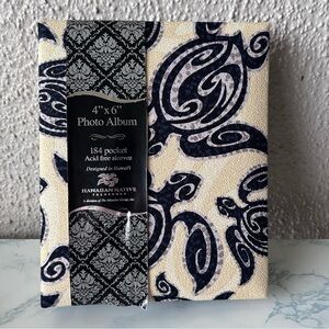 Hawaiian photo album with Turtles or Honu’s cream/beige blue gray NWT